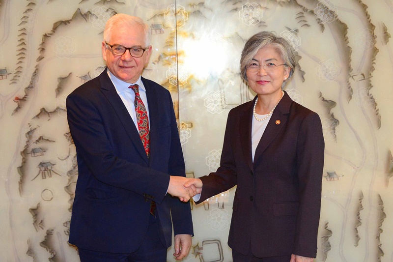 ROK-Poland Foreign Ministers’ Meeting Takes Place 