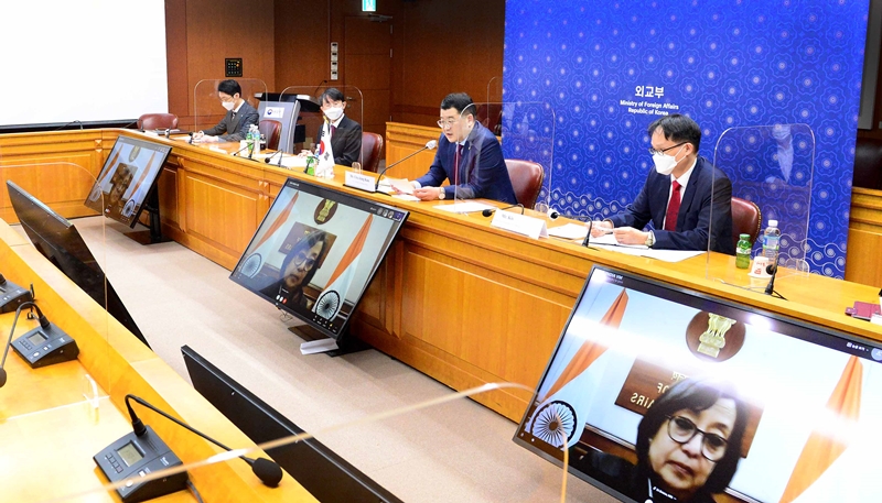 Vice Minister of Foreign Affairs Choi Holds Video Conference with his Indian Counterpart