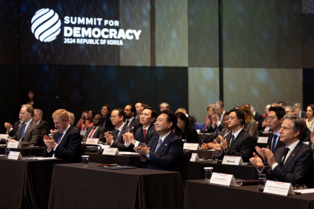 제3차 민주주의 정상회의 장관급 회의