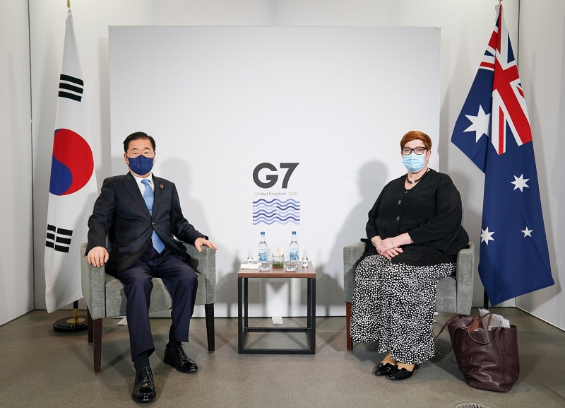 제2차 G7 외교개발장관회의 계기 한-호 외교장관 약식 회담 개최
