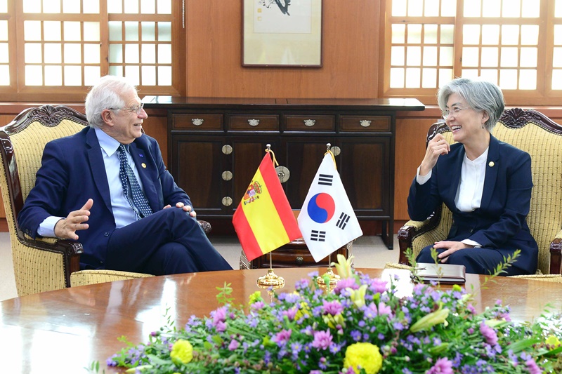 ROK-Spain Foreign Ministers’ Meeting Takes Place 