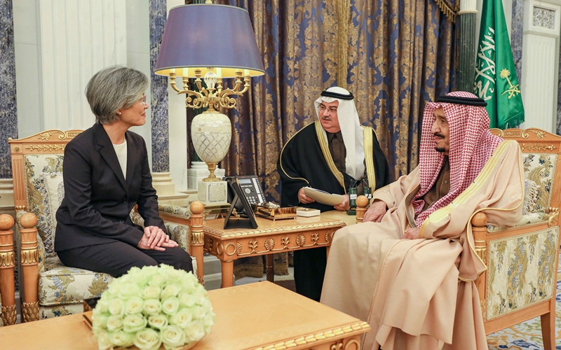 Minister of Foreign Affairs Pays Courtesy Call on King Salman and Holds Meeting with Minister of Foreign Affairs Faisal 