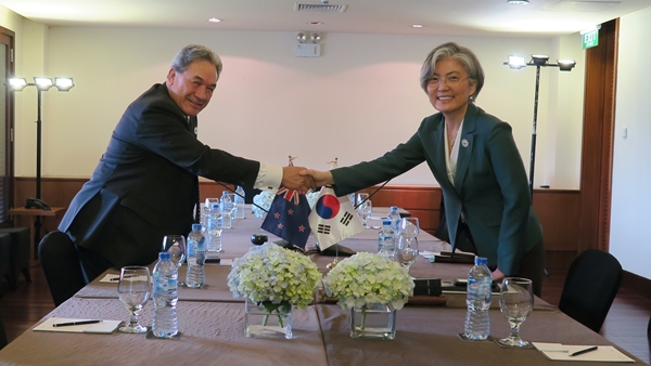 APEC 정상회의 계기 한-뉴질랜드 외교장관회담 개최