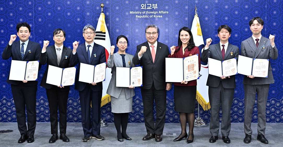 박진 장관, 수단 ‘프라미스 작전’ 유공포상 전수식 개최