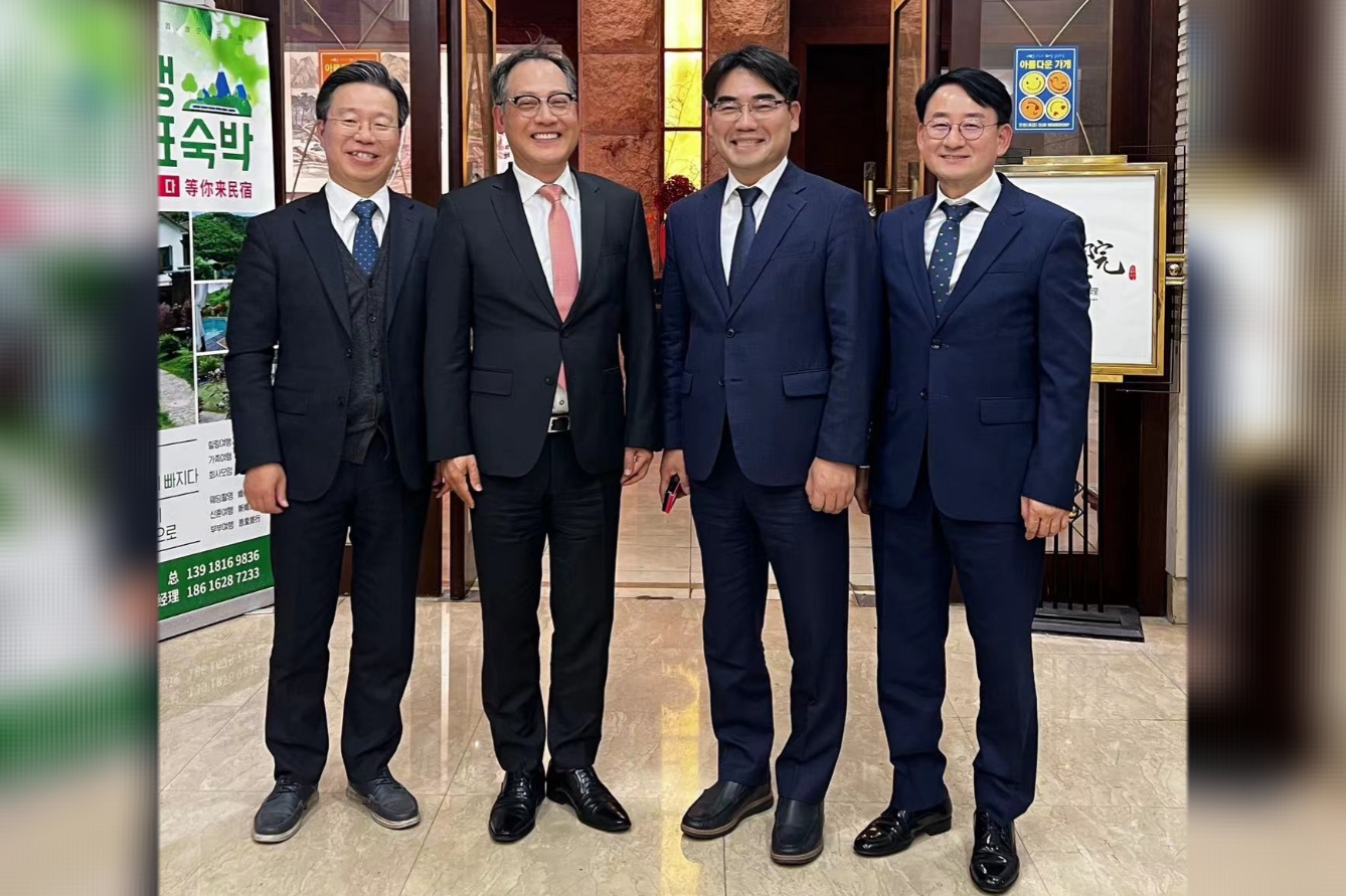 (12.5) 총영사, 부산시 경제부시장 일행 만찬 간담회