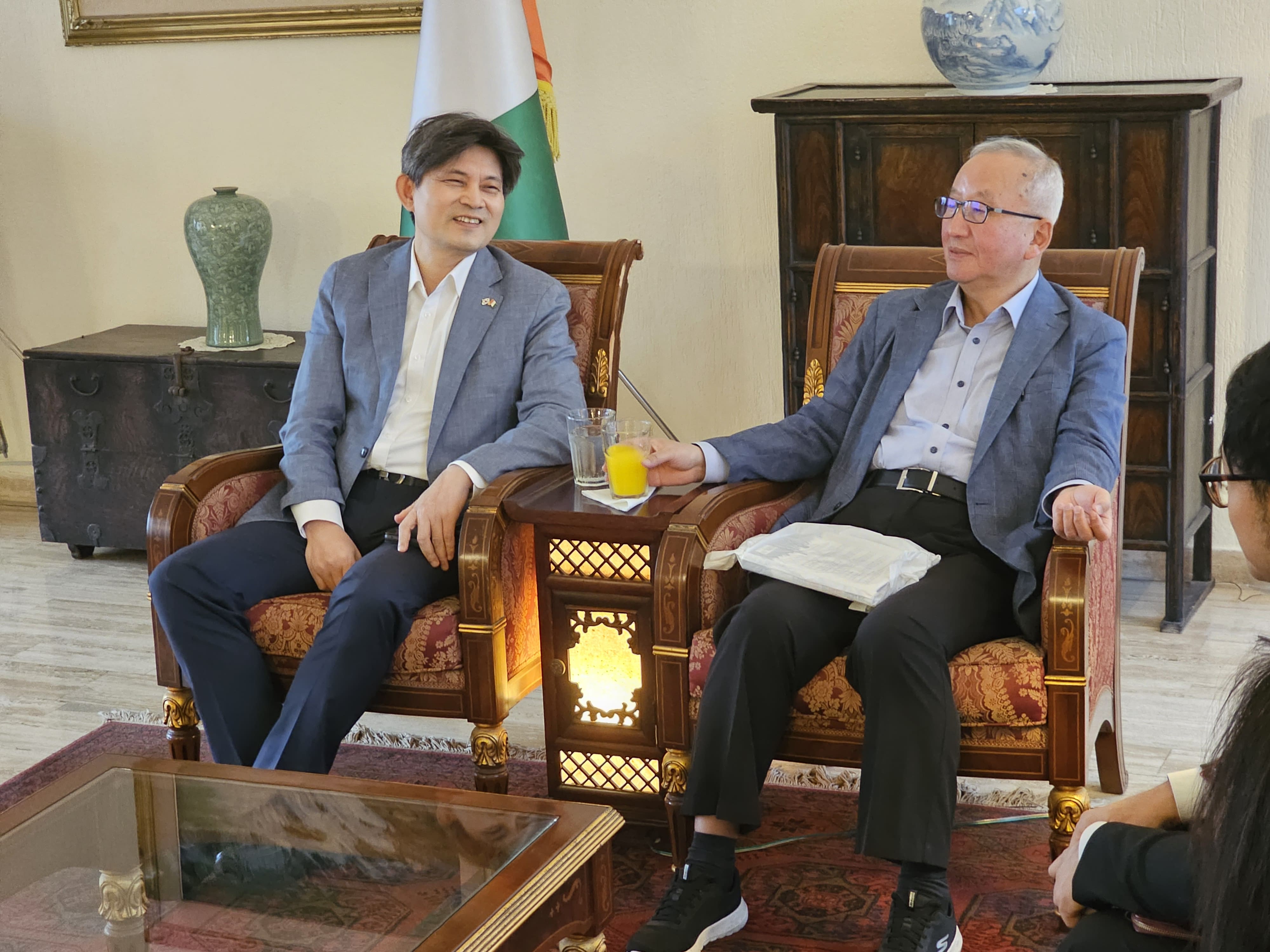 Dîner en l'honneur de Monsieur Hyun Oh-Seok, ancien Vice-Premier Ministre de la République de Corée