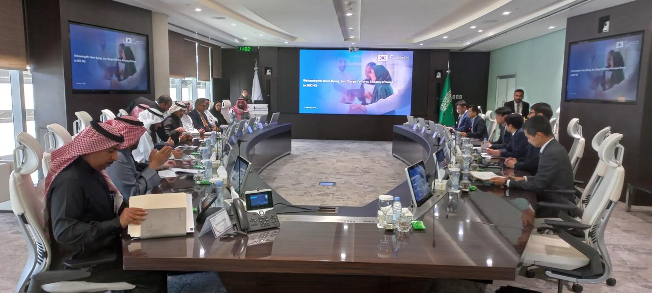 القائم بأعمال السفير الكوري يلتقي الرئيس التنفيذي للشركة السعودية للكهرباء
