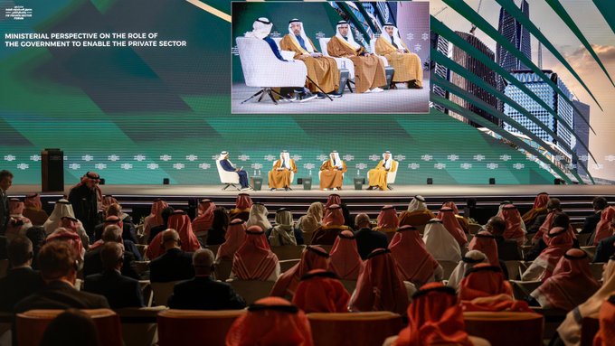 القائم بأعمال السفير الكوري يحضر حفل الافتتاح للنسخة الثالثة من منتدى صندوق الاستثمارات العامة (PIF) والقطاع الخاص