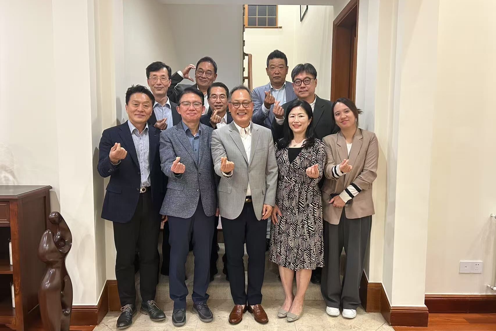(4.15) 총영사, 상하이 한국기업인 만찬 간담회 개최