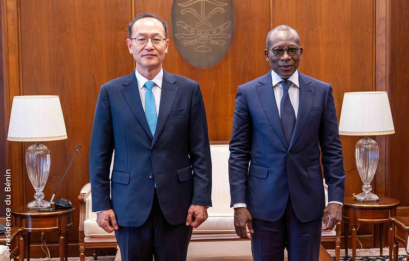 Ambassador Presented the Letter of Credence to the President of the Republic of Benin