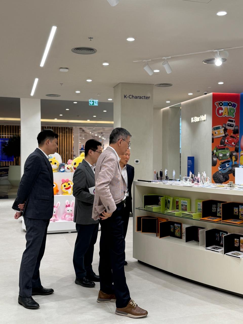 류제승 대사, 두바이 Korea 360 UAE홍보관 방문