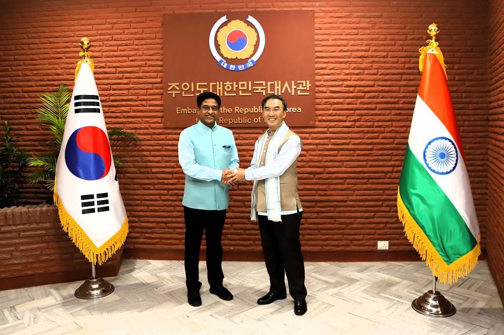 Ambassador Lee Meets with Mr. Kuljeet Singh, Vice Chairman of New Delhi Municipal Council(NDMC) (Jul 11)