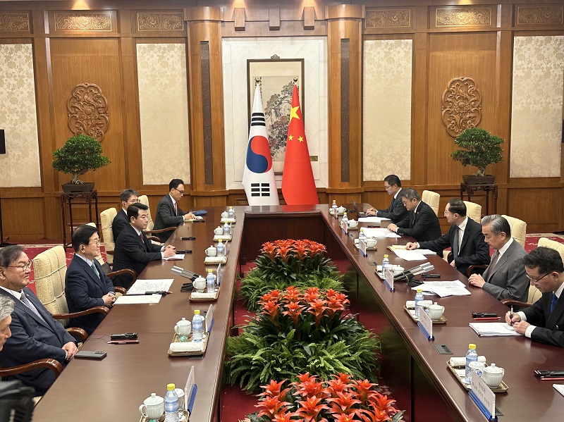 韩国驻华使馆临时代办随行出席总统特使团访华活动(8.24-27)