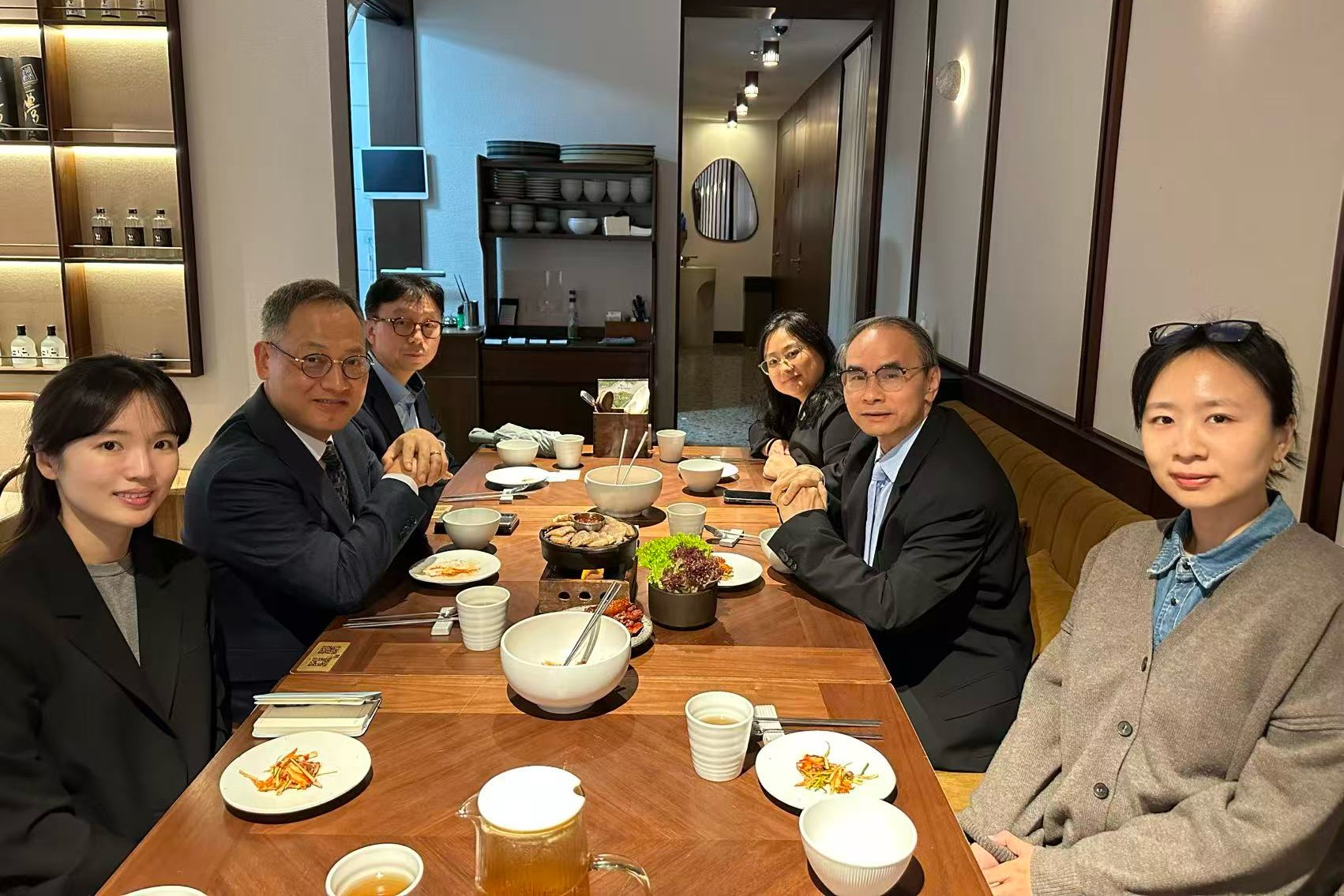 (10.30) 총영사, 상하이예술품박물관 이사장 면담