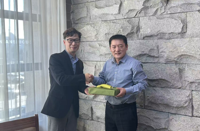 총영사 직무대리, 훈춘시 부시장 오찬(11.19)