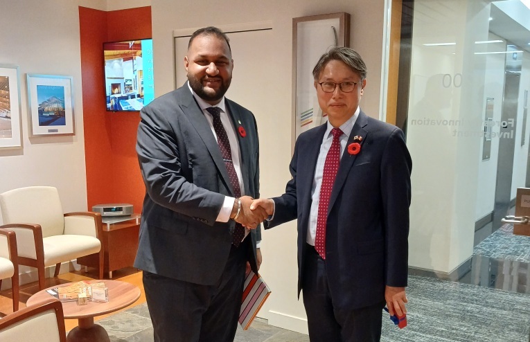 Ravi Parmar BC주 산림장관 면담