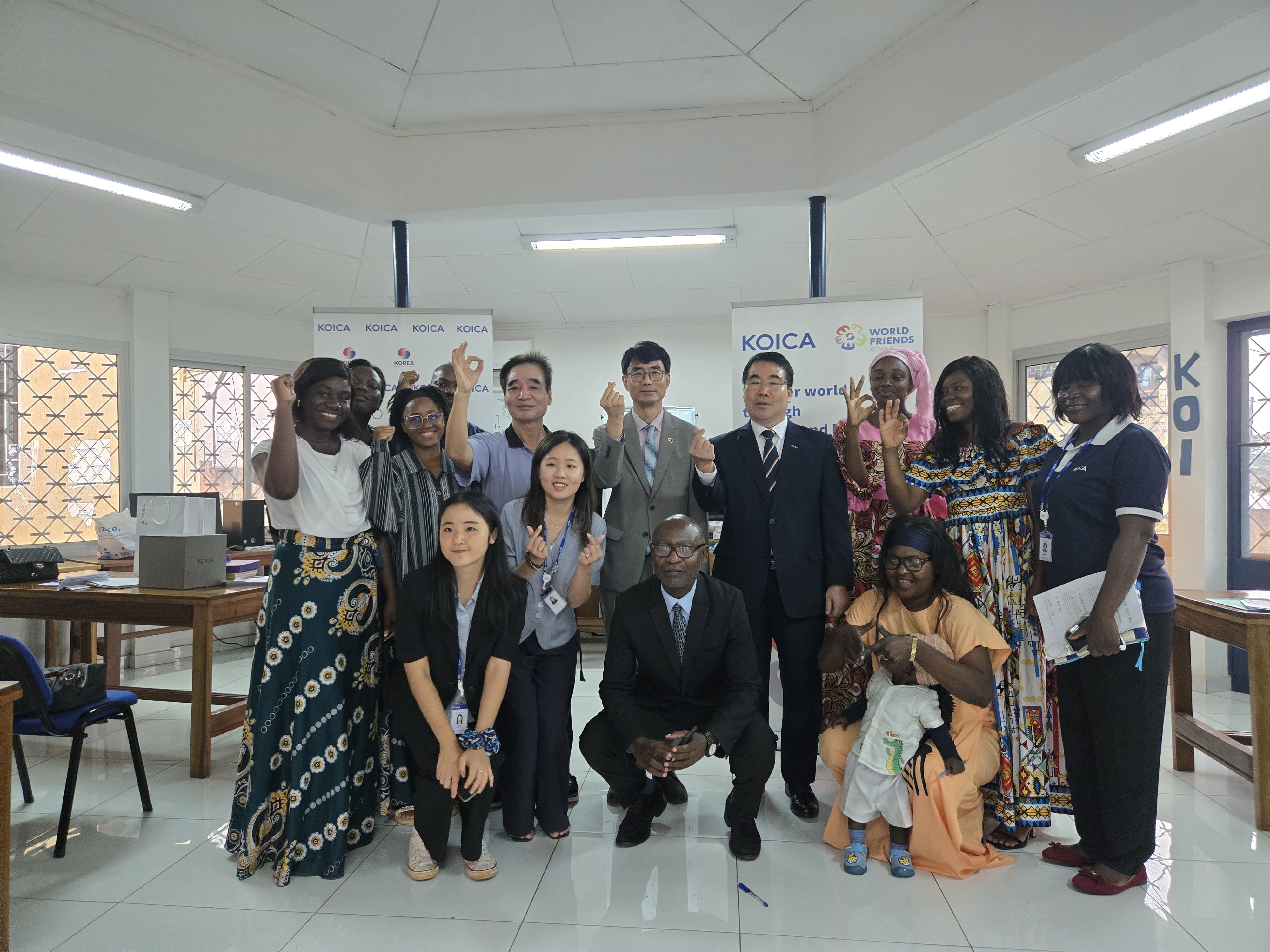 Ambassador’s Visit to the Korean Corner of IRIC