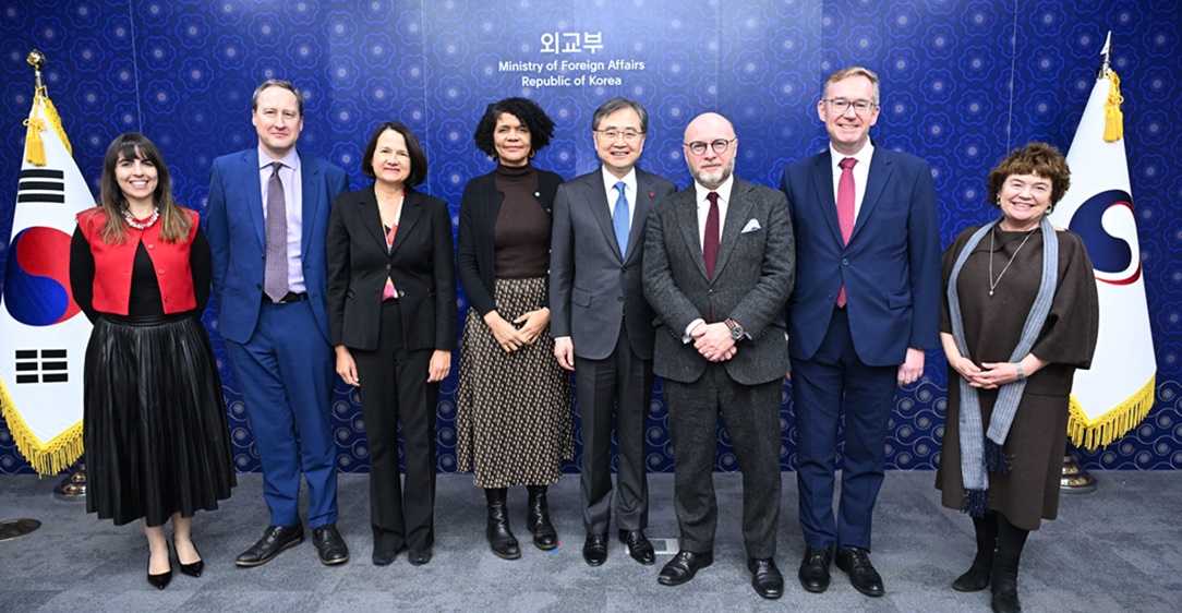 조현 외교부 장관, 영국 고위급 대표단 접견                                             