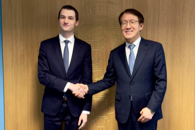 외교부 사이트 메인 이미지