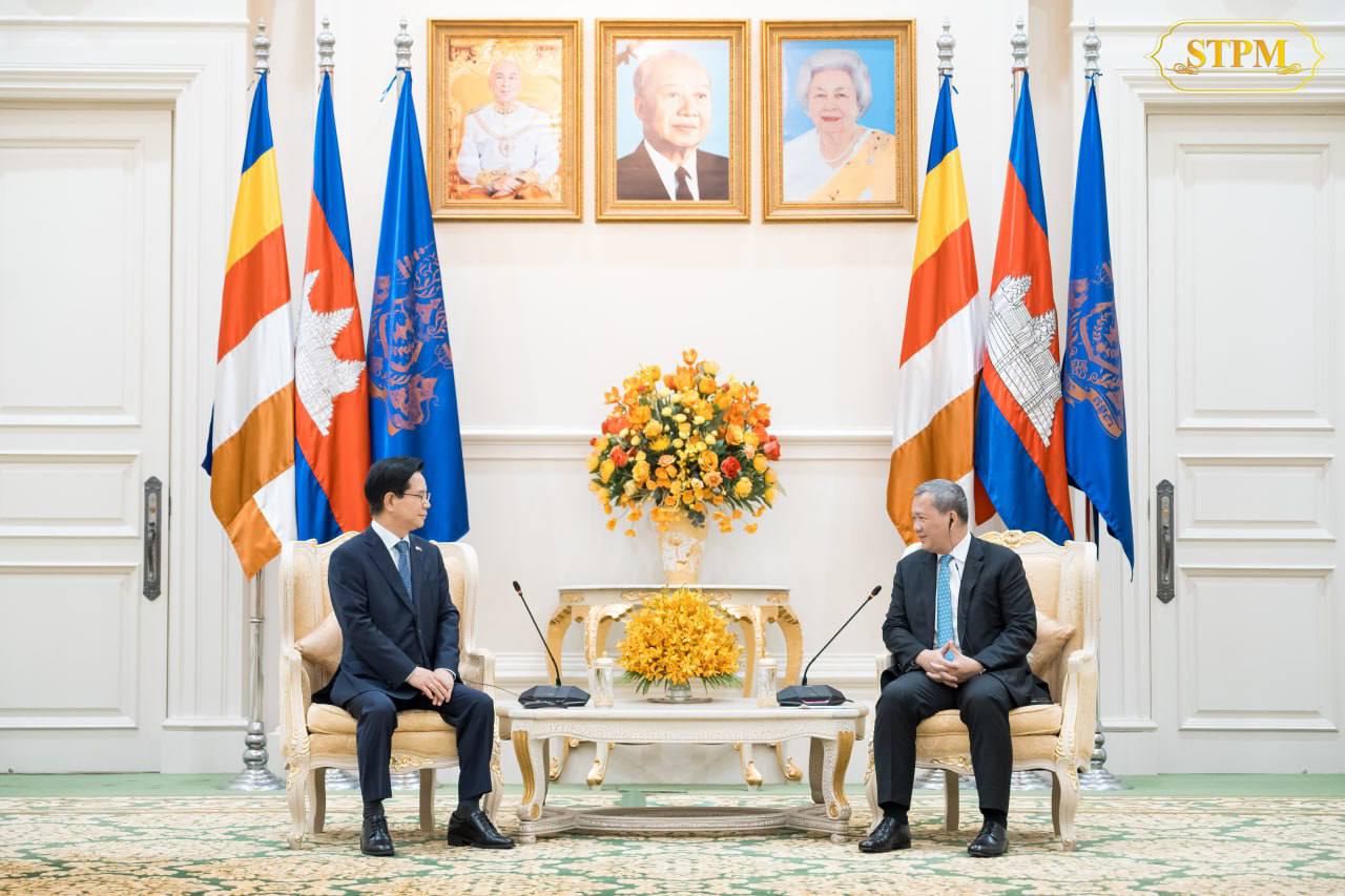 김창룡 대사, 훈 마넷 총리 예방