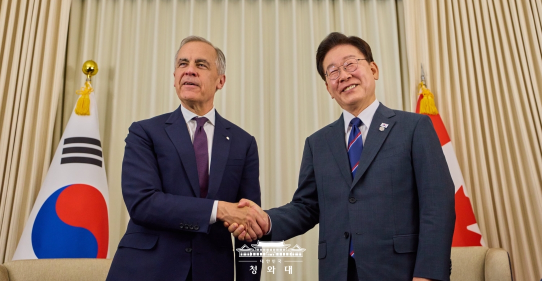 G7 정상회의 계기 한·캐나다 정상회담                                    