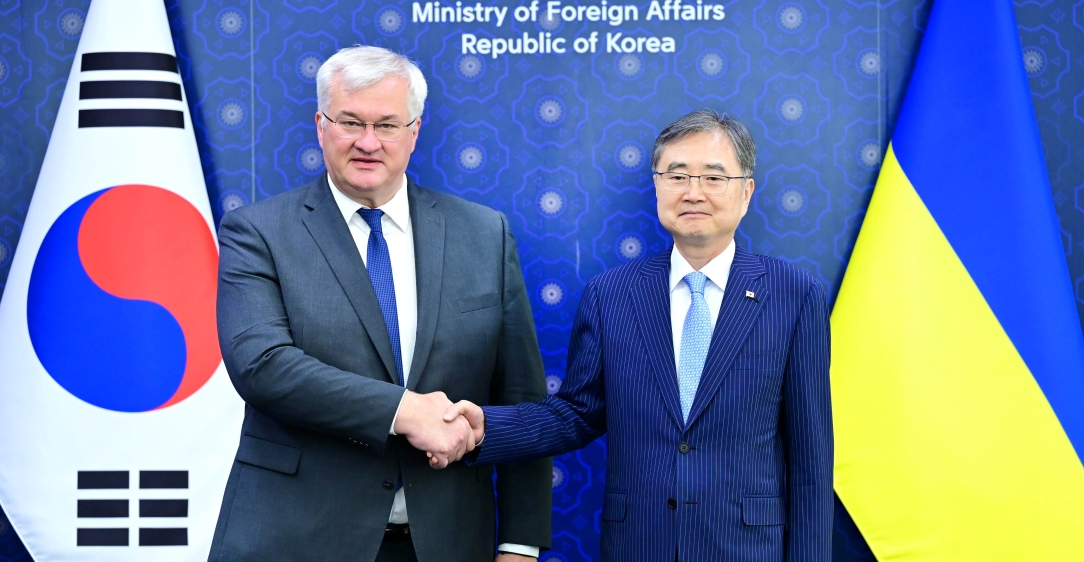 한-우크라이나 외교장관회담 개최                                              