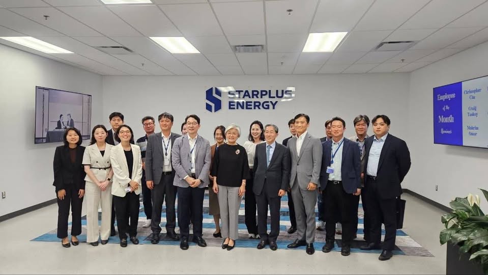 Ambassador Kang Visited StarPlus Energy in Kokomo, IN (8.26) 