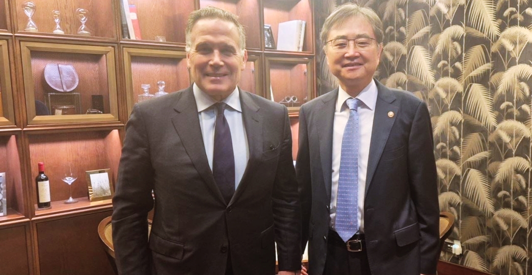 조현 장관, 데이브 맥코믹 미국 상원의원 면담