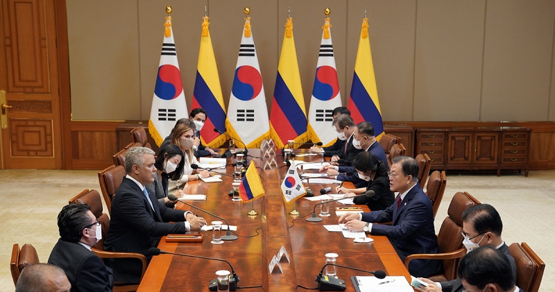 Remarks by President Moon Jae-in at Korea-Colombia Summit