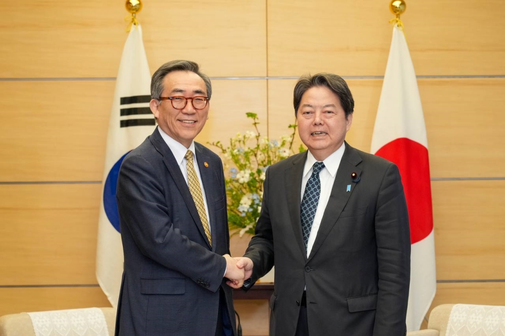 조태열 장관, 하야시 요시마사 일본 관방장관 면담