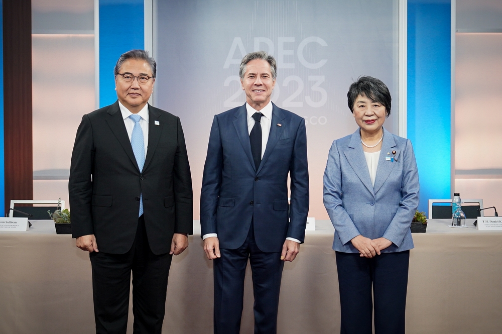 박진 장관, APEC 계기 한미일 외교장관회의 결과