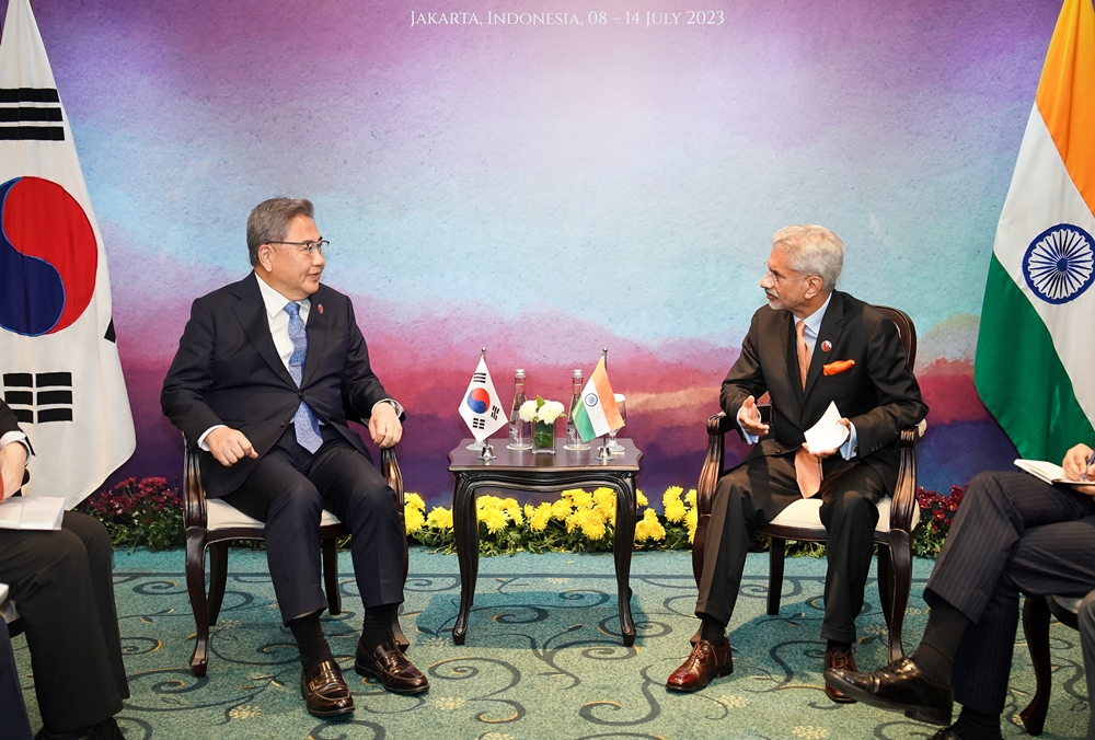 Korea-India Foreign Ministers’ Meeting Held on Sidelines of ASEAN-Related Foreign Ministers’ Meetings