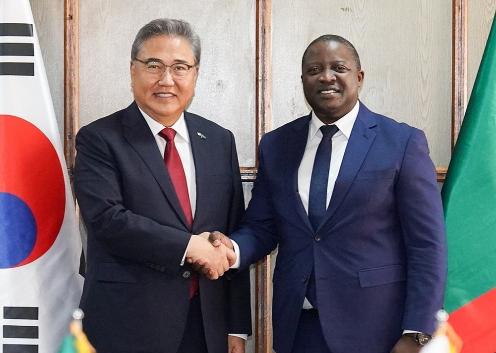 Minister of Foreign Affairs Park Jin Meets with Zambia's Minister of Foreign Affairs and International Cooperation (August 10)