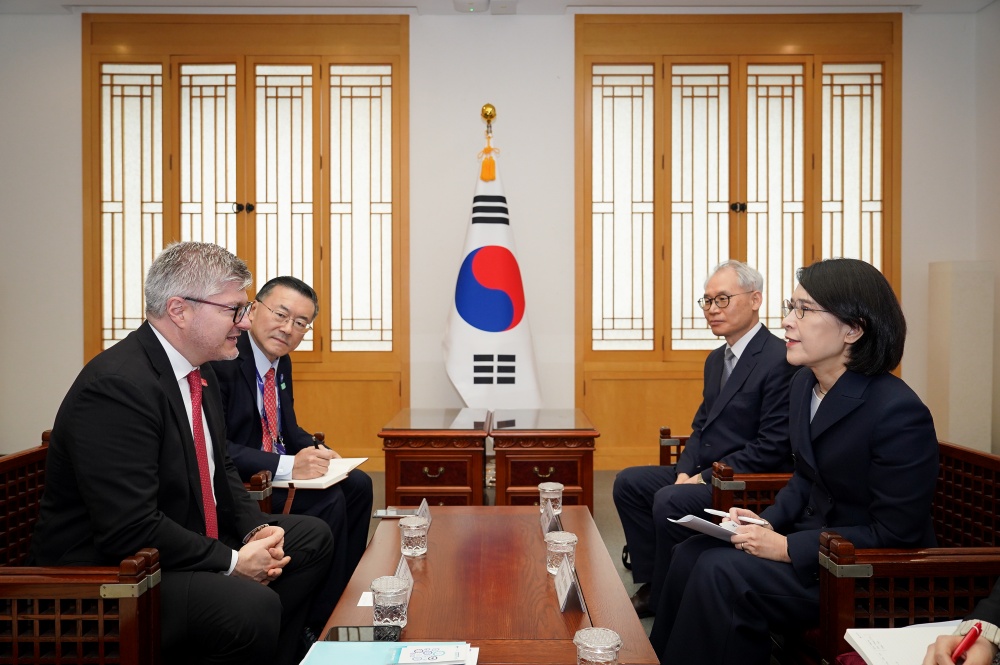 Vice Minister of Foreign Affairs Kang Insun Meets with Secretary General of International Civil Aviation Organization (ICAO)