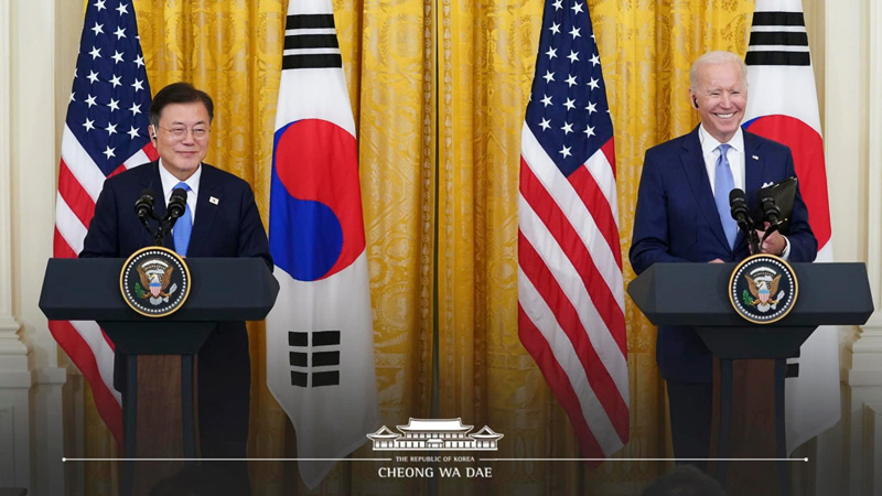 Opening Remarks by President Moon Jae-in at Joint Press Conference Following ROK-U.S. Summit