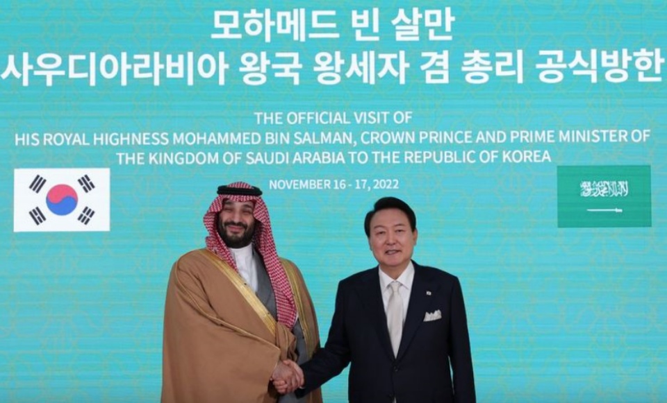 President Yoon, Saudi prince discuss energy, defense industry, infrastructure