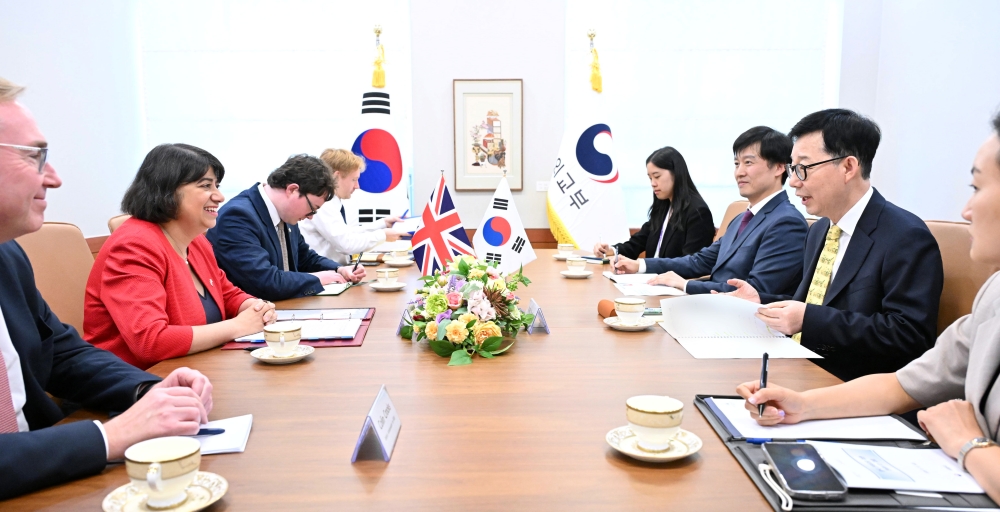 박윤주&nbsp;1차관, 영국 인태담당 차관 면담
