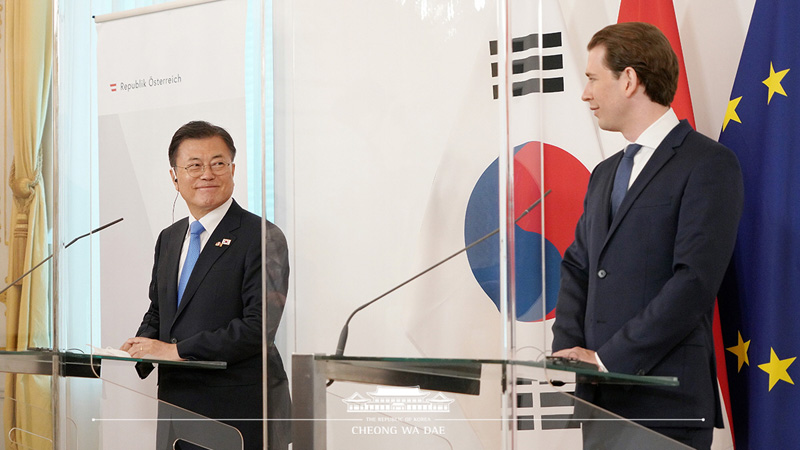 Remarks by President Moon Jae-in at Joint Press Conference Following Korea-Austria Signing Ceremony for Bilateral Agreements