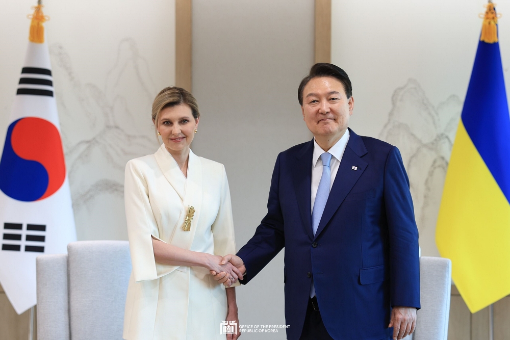 President Yoon to host summit with Canadian Prime Minister, had meeting with the First Lady of Ukraine, hosted dinner for the former Prime Minister of the UK