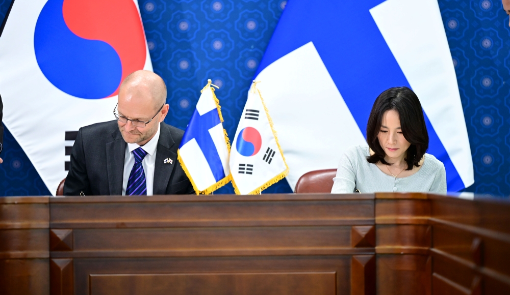 한-핀란드 워킹홀리데이 협정 서명