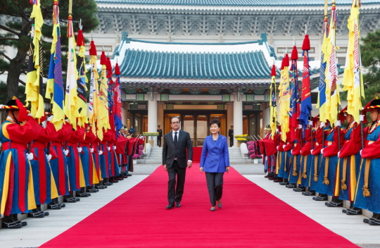 박근혜 대통령, 올랑드 대통령과 한·프랑스 정상회담 박근혜 대통령, 올랑드 대통령과 한·프랑스 정상회담